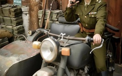 久久亚洲A片COM人成A